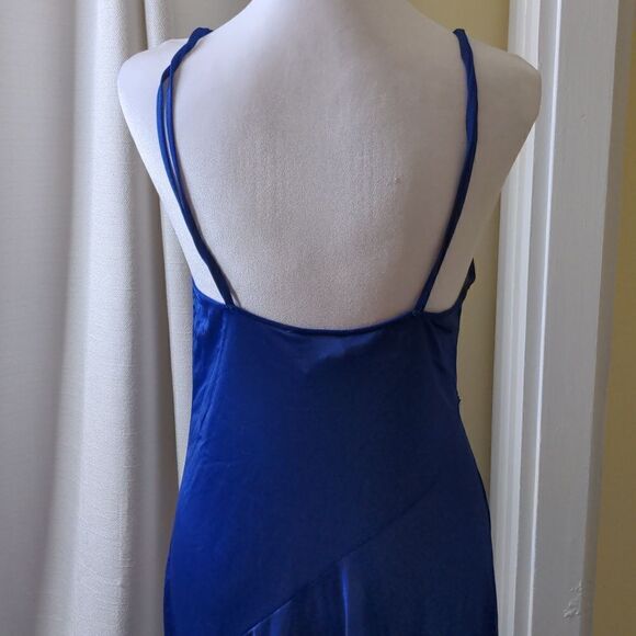 Undercover Wear Medium Vintage Sapphire Blue Lingerie Nightgown - Picture 8 of 14
